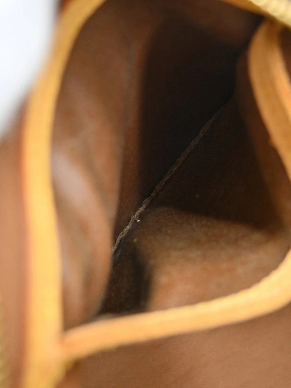 Louis Vuitton Monogram Montorgueil PM Handbag - Picture 13 of 15